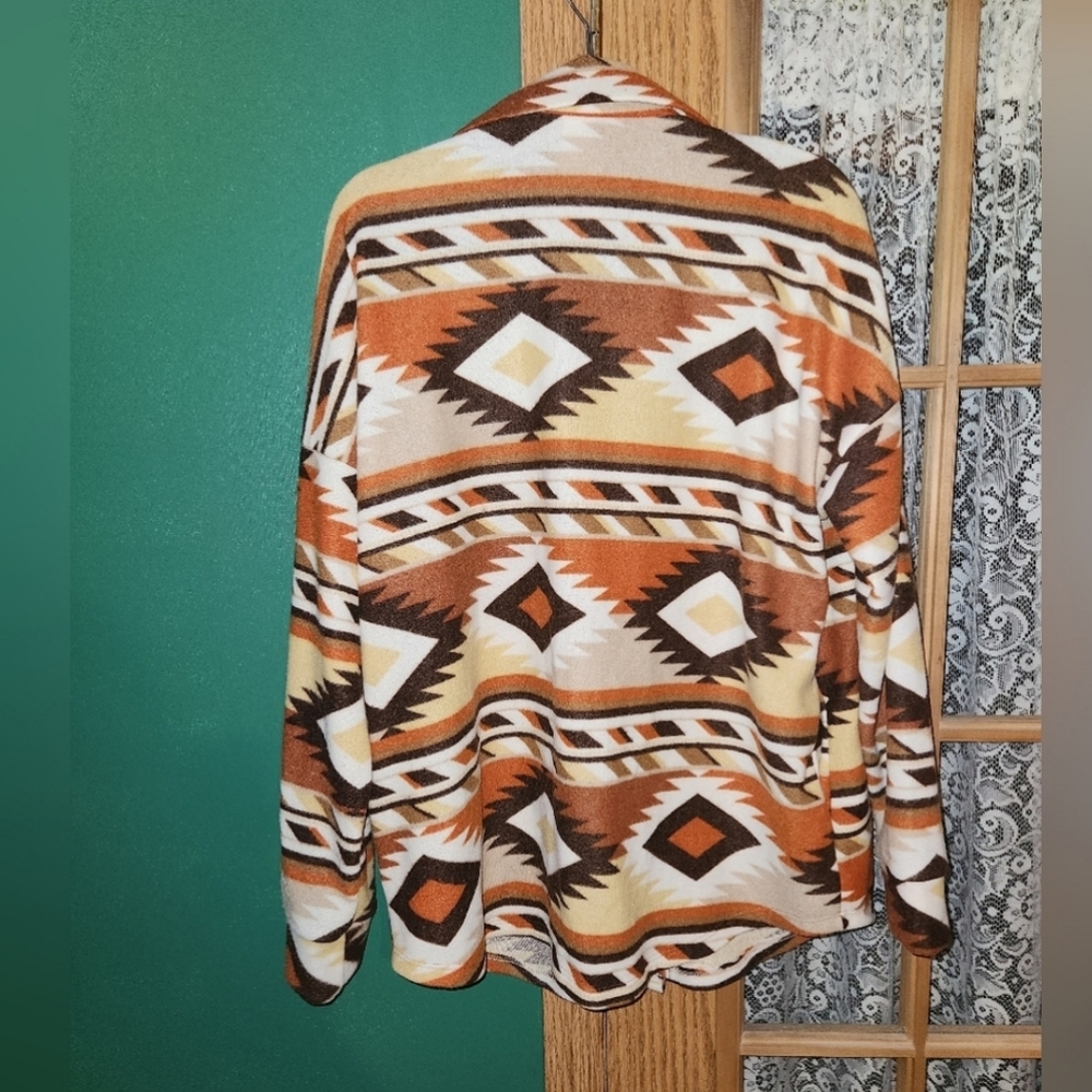 7th ray NWT XL Aztec orange/brown button-up shirt - Picture 4 of 4